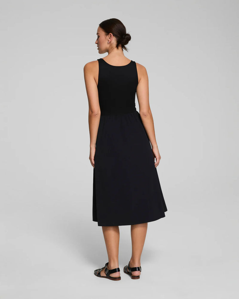 SPANX Scoop Neck Midi Dress - Black