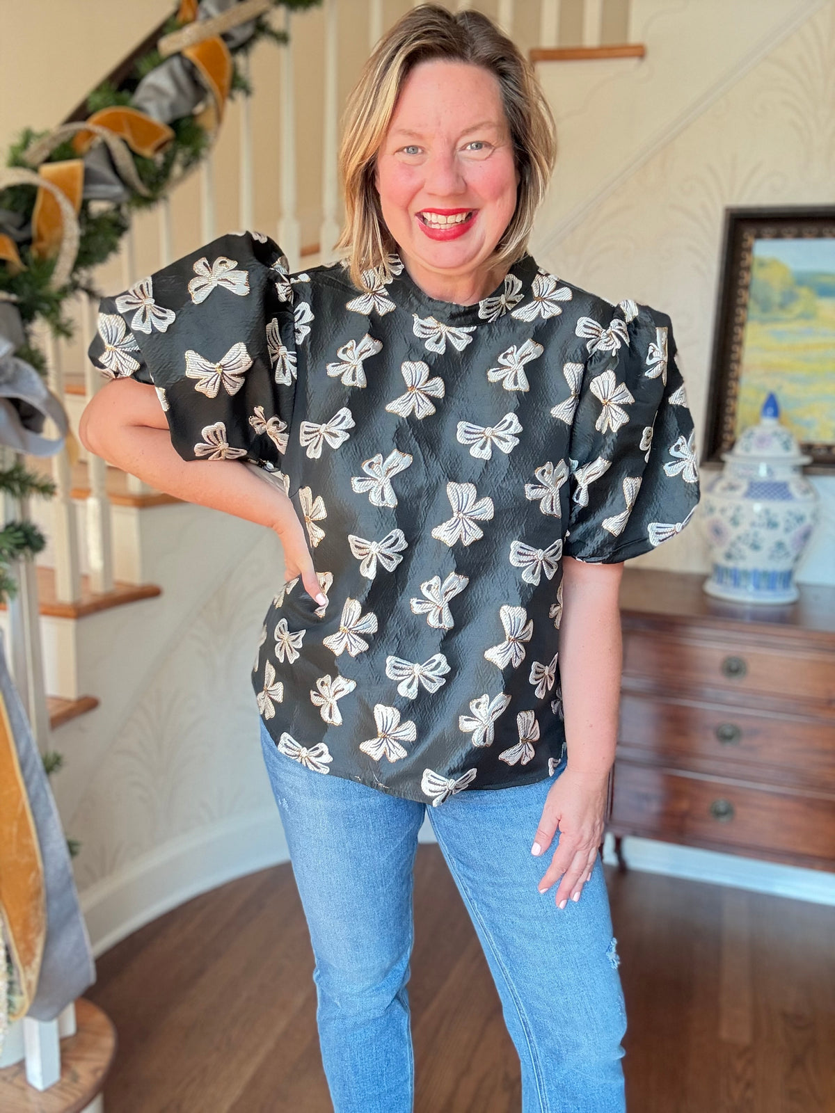 Puff Sleeve Embroidered Bows Top - Black