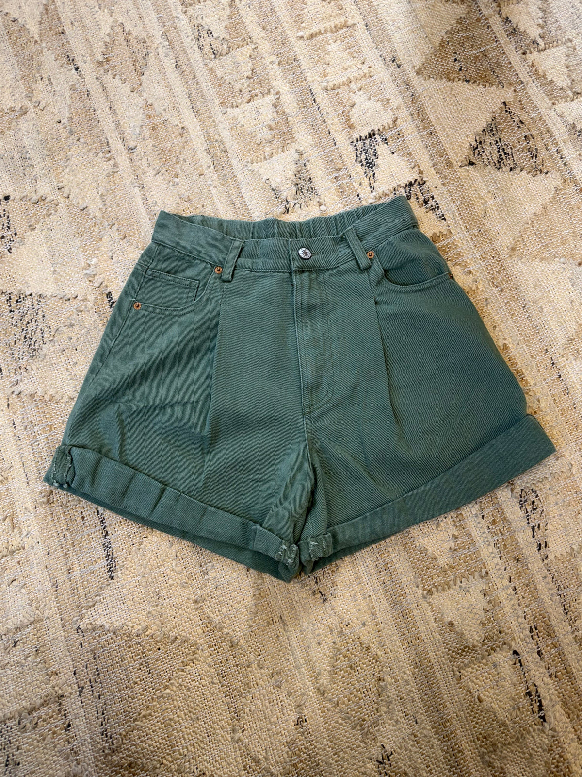 Pleated Short