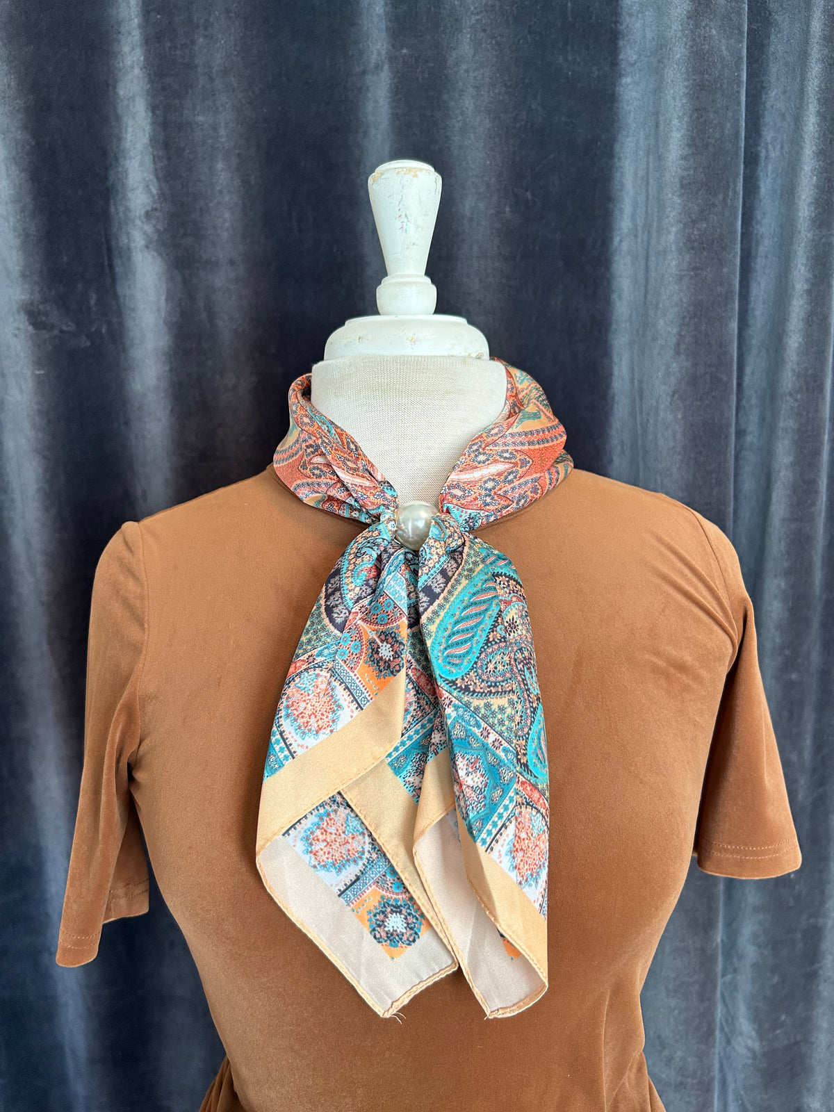 Pearl Scarf Magnetic Necklace