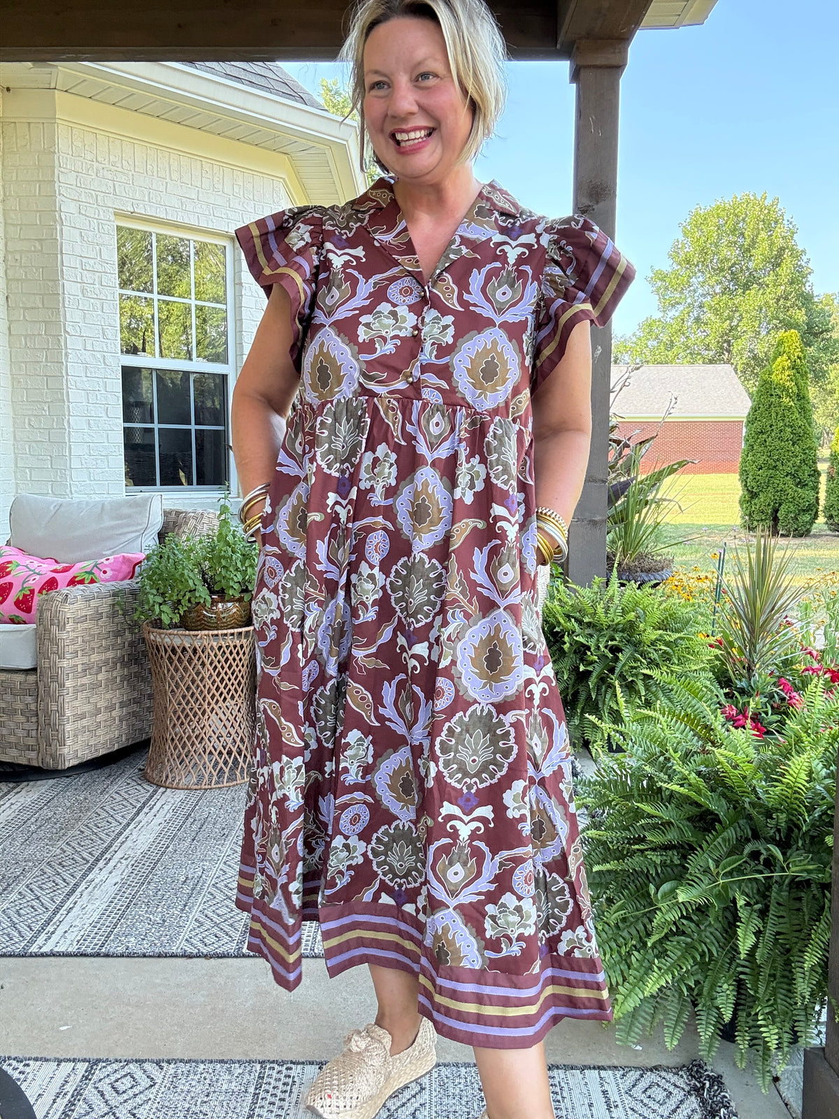 Golden Season Dress w/ Ruffle Sleeve - Red Bean