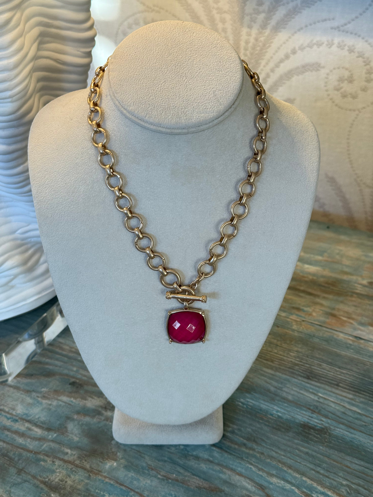 Gold Toggle Chain Necklace with Pink Stone Pendant