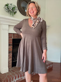 Maple Muse Brown Knit Dress