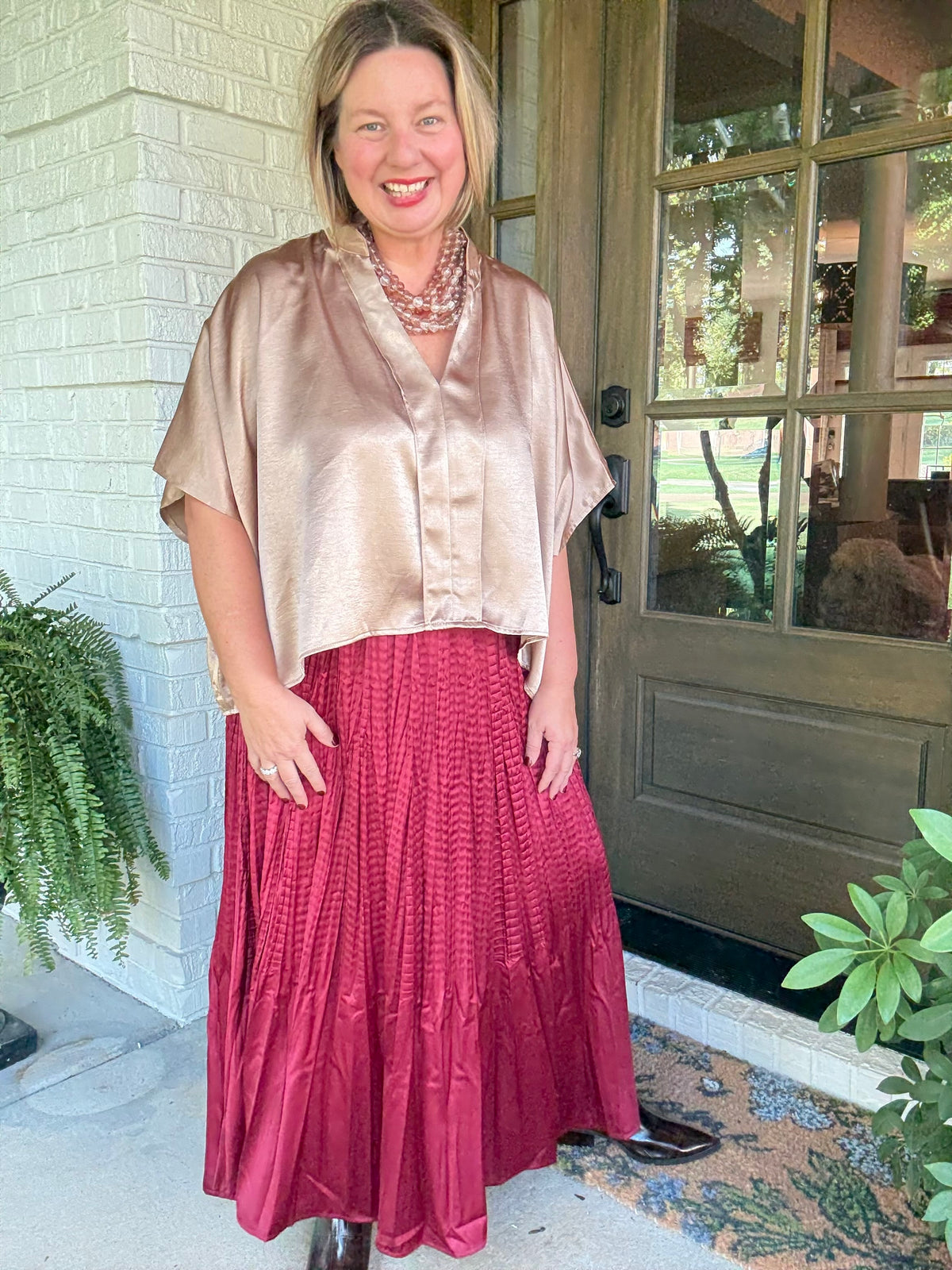 V-Neck Short Sleeve Oversize Top - Taupe