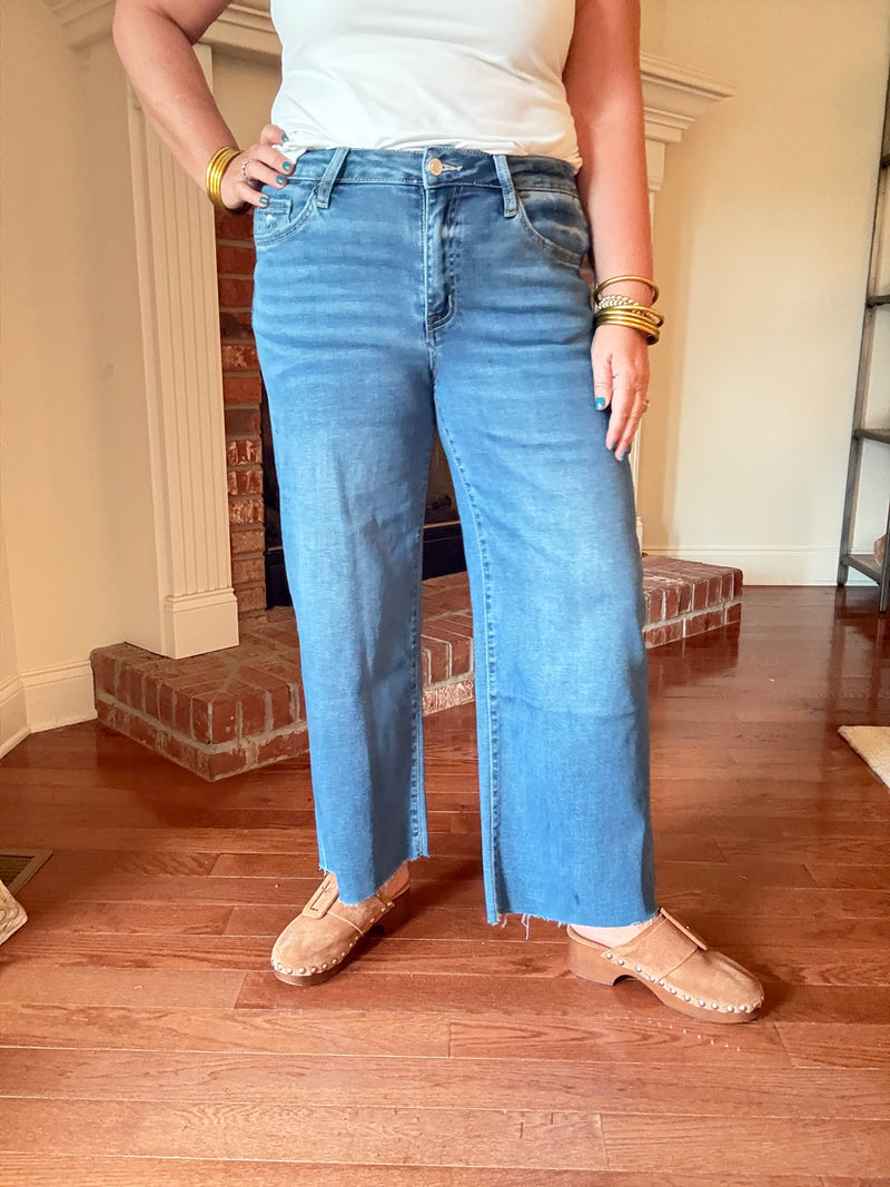 Aileeah High Rise Wide Crop Jeans