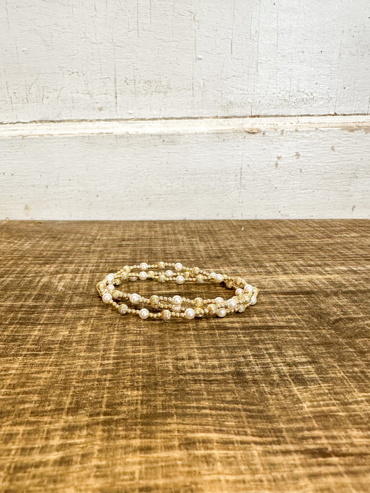 Dignity Sincerity Pattern 4mm  Bead Bracelet - Pearl