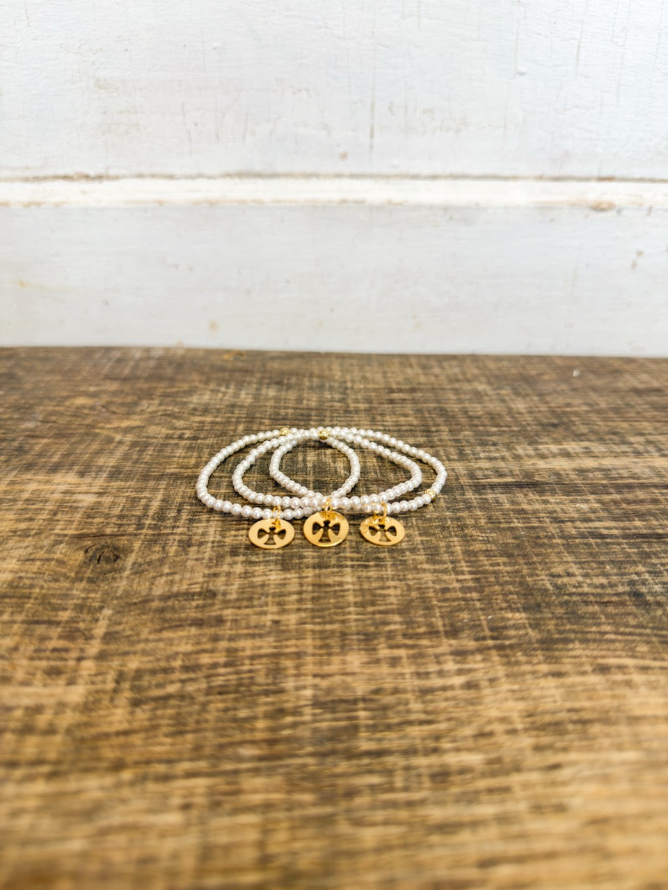 Classic Pearl 3mm Bracelet - Guardian Angel Gold Disc