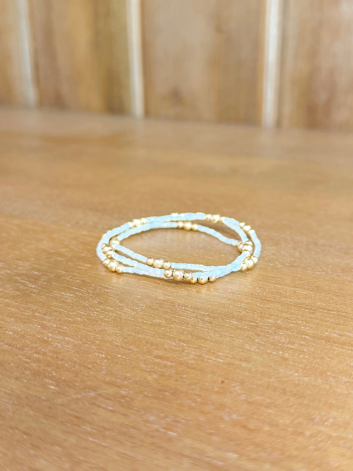 Hope Purpose Gold Bracelet - Silky White