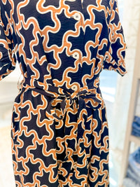 Abstract Print Midi Dress with Puff Sleeve