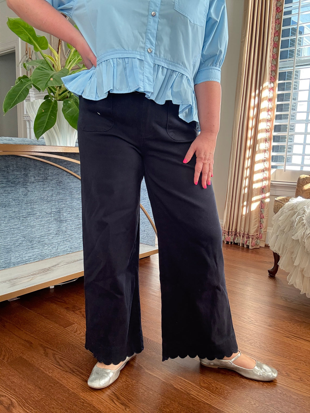 Scallop Trip Stretch Pants