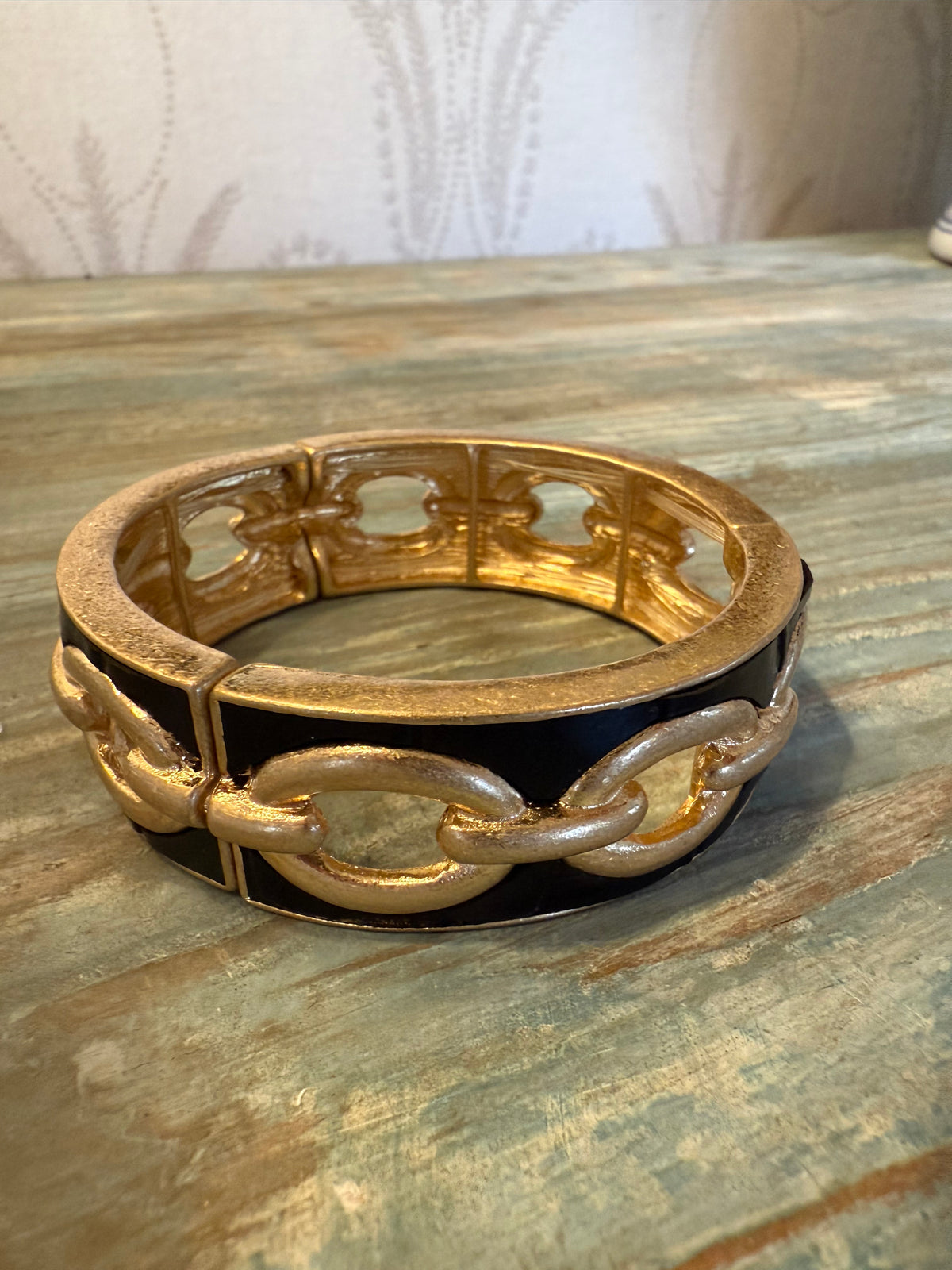 Black Enamel Chain Stretch Bangle