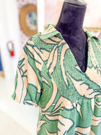 Green Geometric Print Maxi Dress