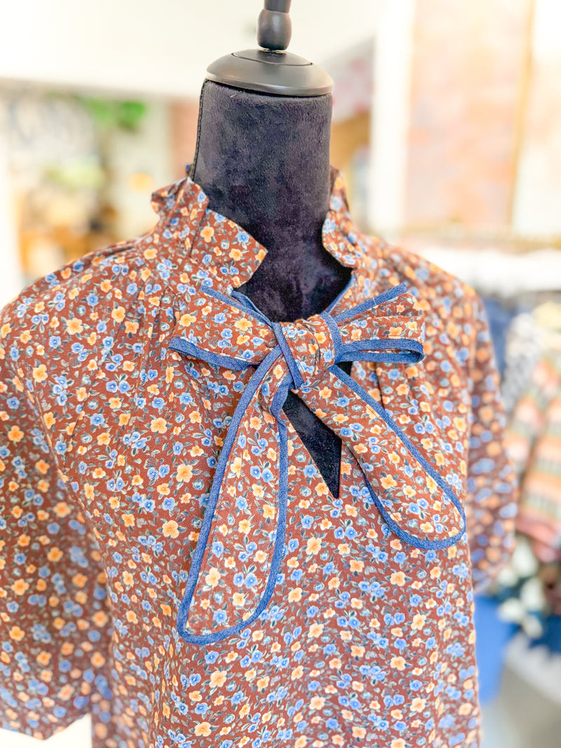Floral Print Tie Front Top