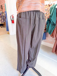 Front Seam Relaxed Pant - Olive Ash