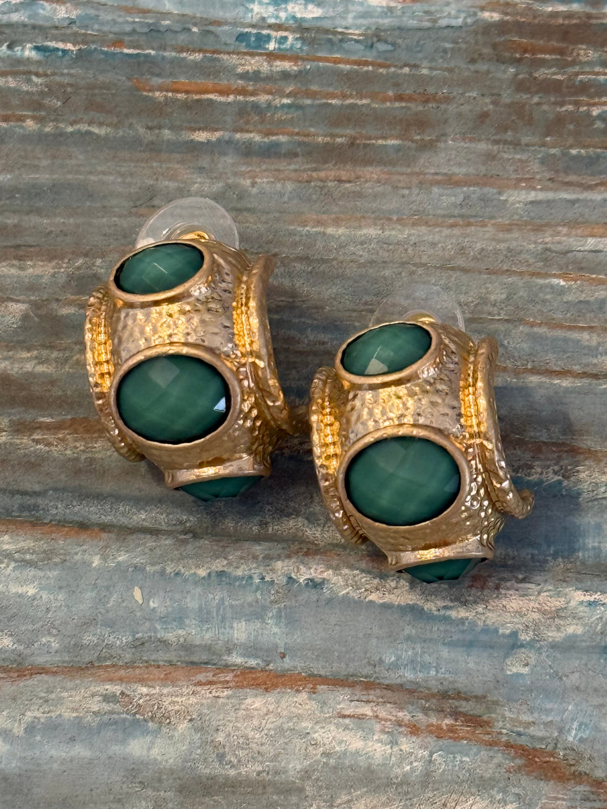 Green Stone Textured Hoop Earrings
