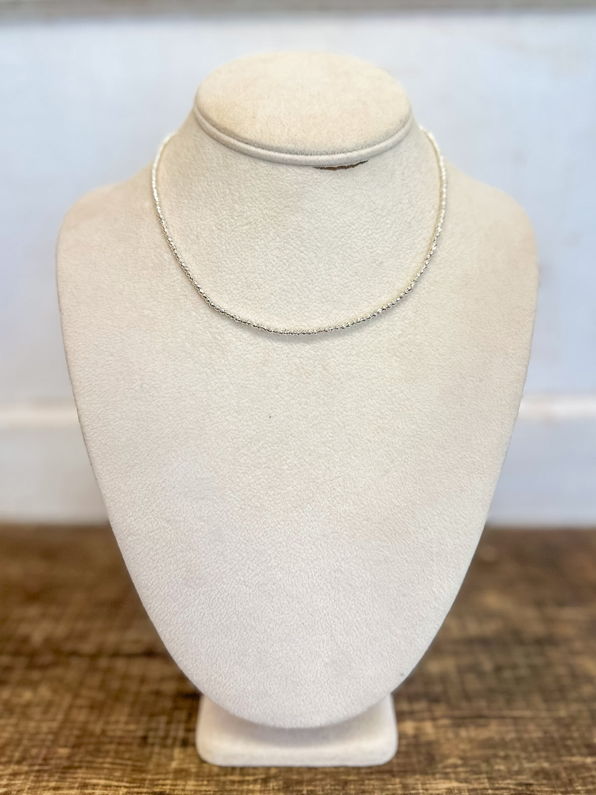 15" Choker Bright Silver Faceted Hematite 2mm Bead