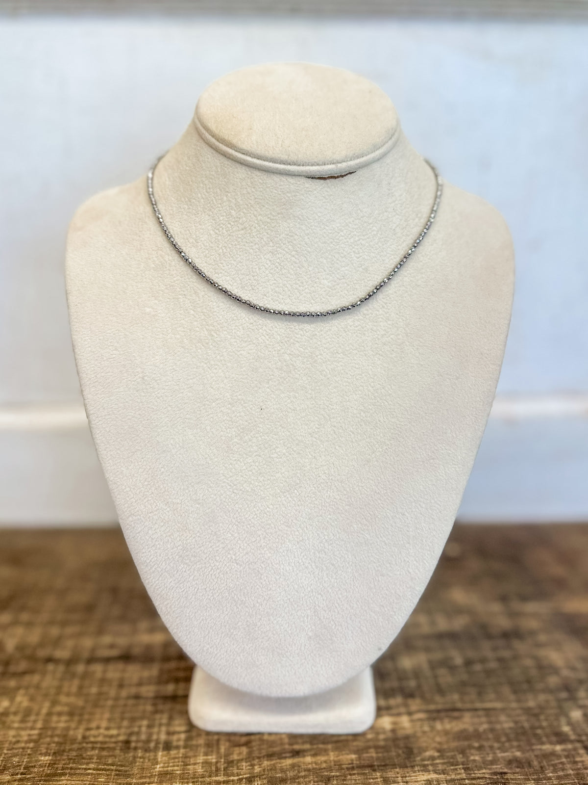 15" Choker Silver Faceted Hermatite 2mm Bead