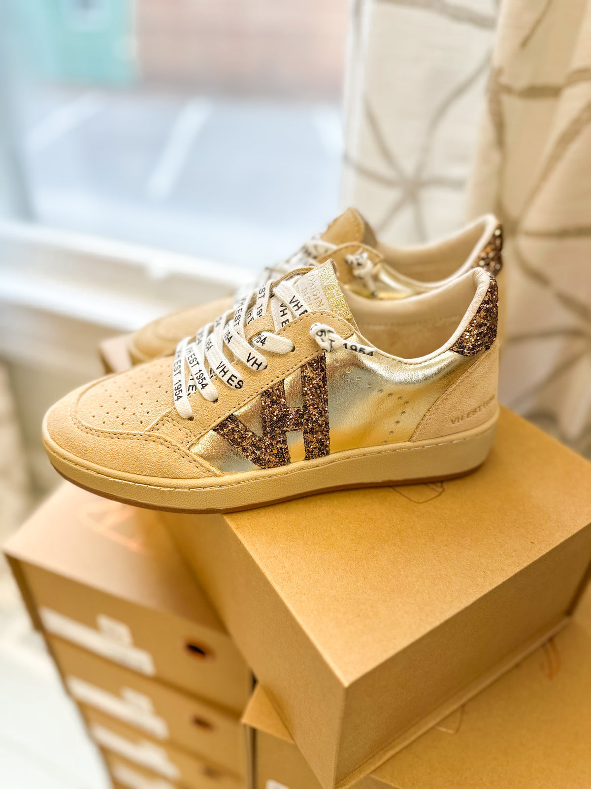 Vintage Sparkle Sneaker