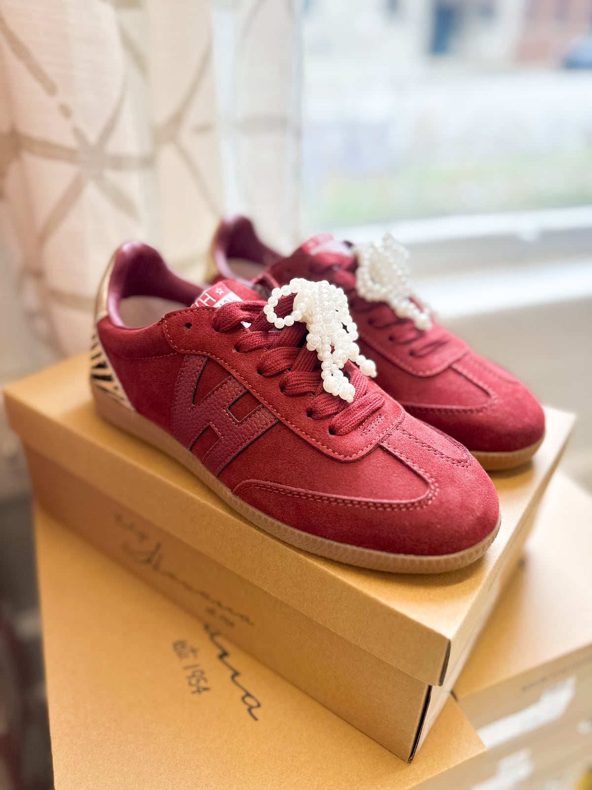 Dreamer Tiger Stripe Sneaker - Burgundy