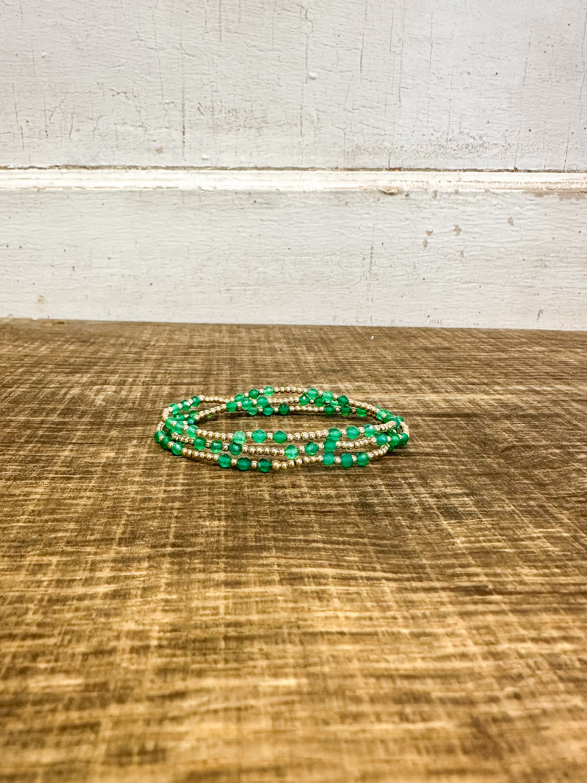 Gemstone Gold Joy Pattern 3mm Bead Bracelet - Green Onyx