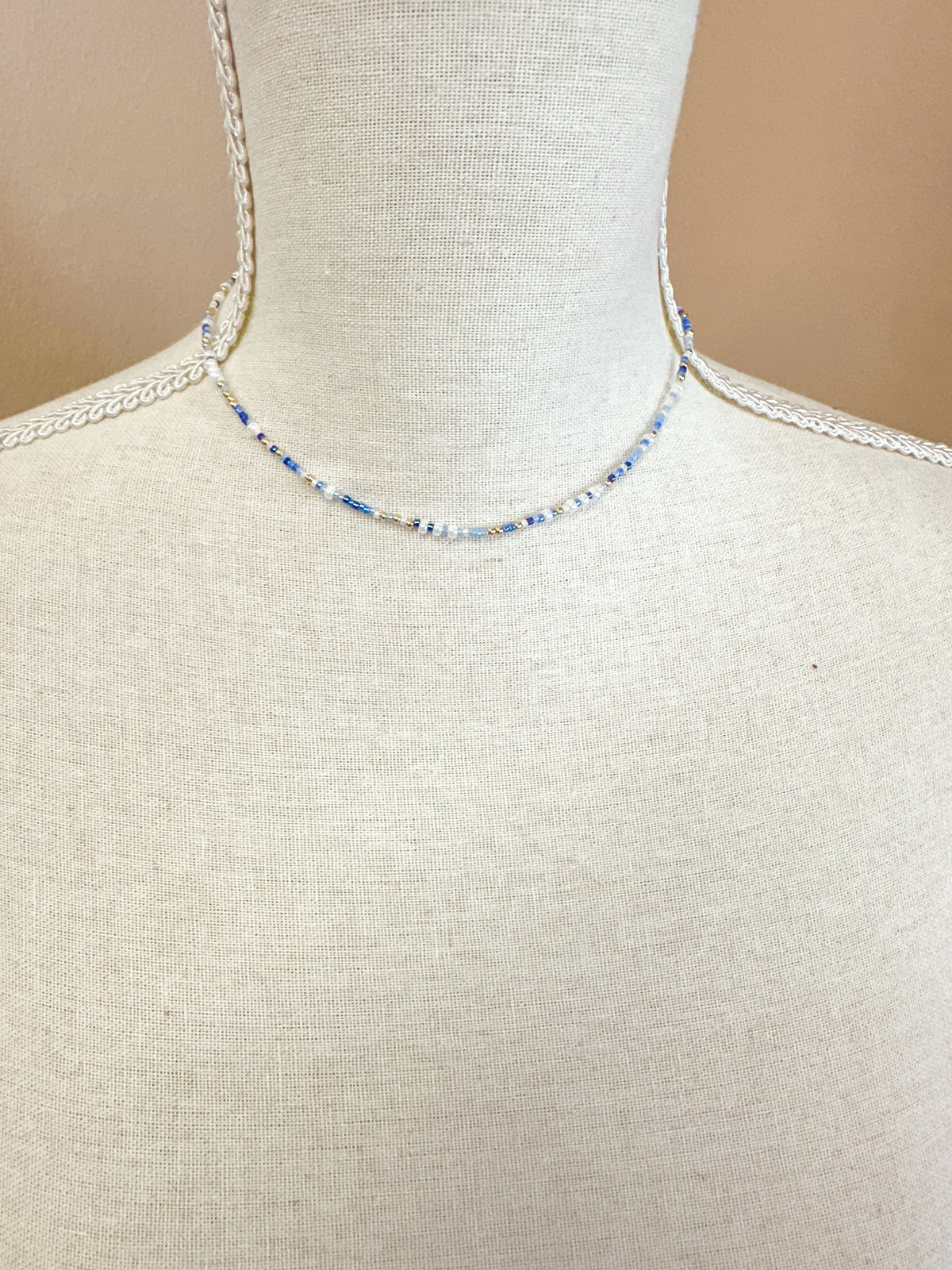 15" Choker Hope Unwritten - Is a Smurf's Butt Blue?