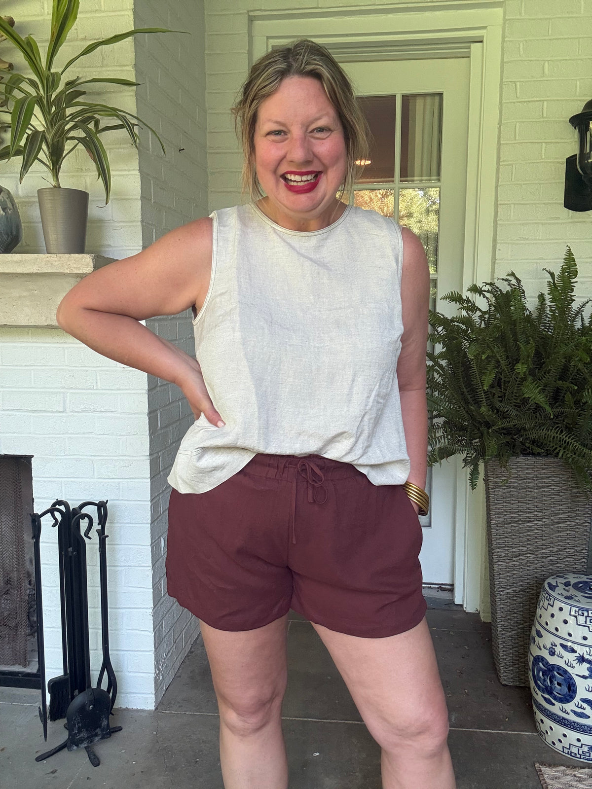Linen Blend Elastic Waist Short - Dark Brown