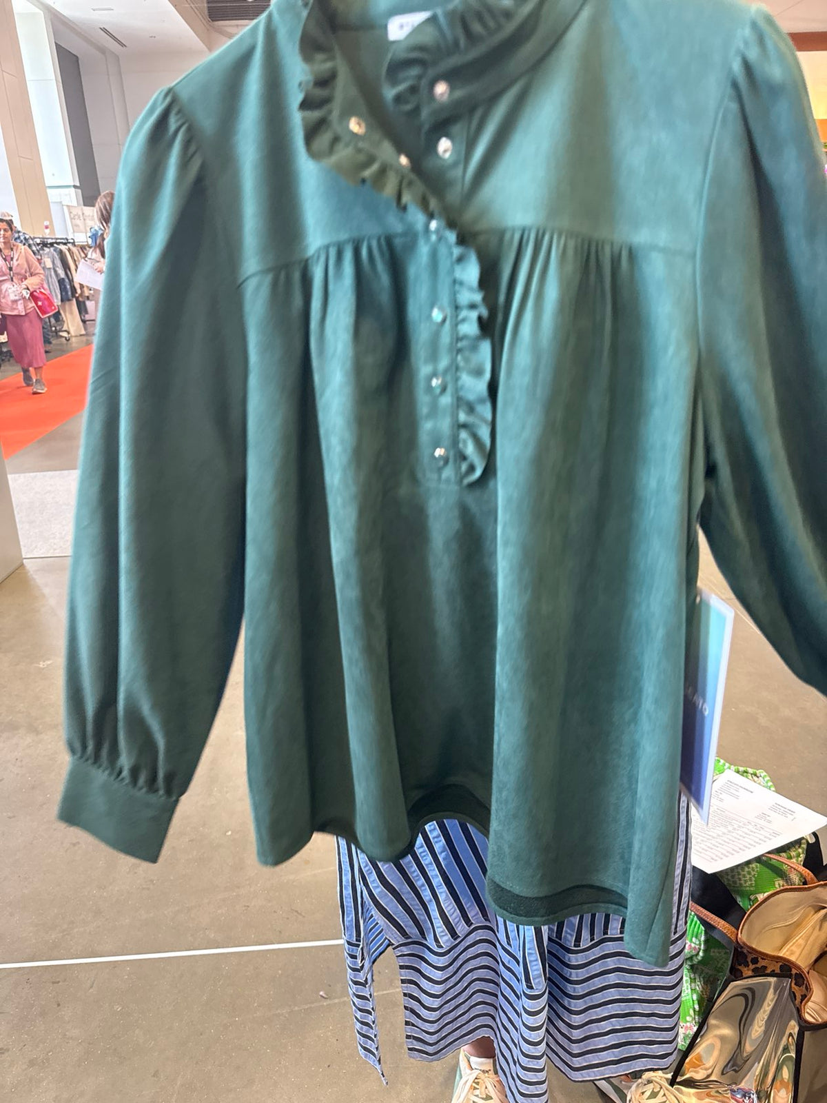 Ruffled Neck Snap Button Placket - Hunter Green