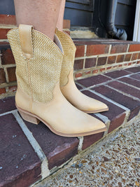 Zahara Boots - Natural Woven