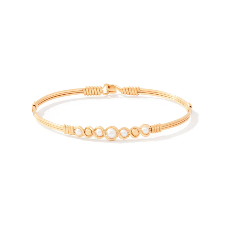 Divine Plan Bracelet - Gold and Pearl